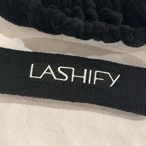 Lashify headband